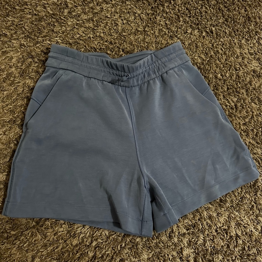 Lululemon 4” Softstreme Shorts